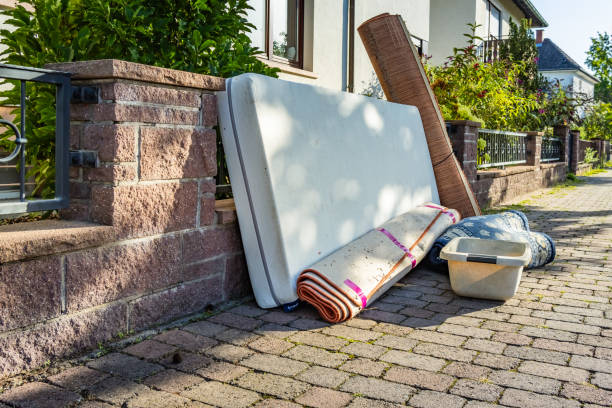 Best Professional Junk Removal  in Baraboo, WI